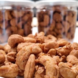 Noix de cajou d'Afrique de haute qualité W320, grillées, certifiées Halal, 100% naturelles, en vrac, biologiques, avec ail et piment - Product Image 4