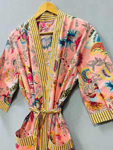 ชุดคลุมกิโมโนสไตล์โบฮีเมียนสำหรับฤดูร้อน แบรนด์ Mukut Print คอวี ผ้าฝ้าย 100% เนื้อนุ่ม ปิดด้วยเชือกผูกด้านหน้า กำลังเป็นที่นิยมในช่วงคริสต์มาส - Product Image 5