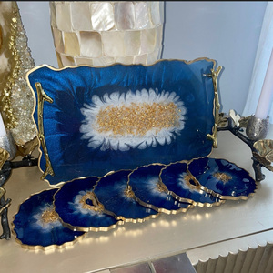 Bandeja de Servir Negra Ecológica Hecha a Mano, Diseño Rectangular Único de Resina, Asas de Madera Pulida, Artesanía Decorativa para el Hogar - Product Image 5