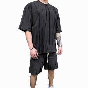 Ensembles décontractés sur mesure OEM/ODM pour hommes : T-shirts et shorts 100 % coton épais, coupe ample et oversize, séchage rapide, collection automne - Product Image 4