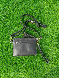 Nouveau Style occidental usiné cheveux sur peau fourrure cuir sac à bandoulière femmes fabriqués à la main couleur usiné cuir bracelet main pochette sacs à main - Product Image 5