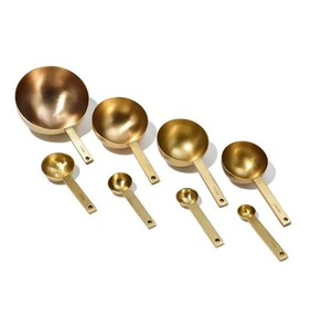 Taza Medidora de Metal Dorado, Utensilio de Cocina para Hornear, Cucharas Medidoras de Latón Hechas a Mano, Cuchara Pulida con Diseño Personalizado para el Hogar - Product Image 3
