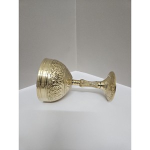 Copa de Vino Redonda de Aluminio Hecha a Mano con Diseño Grabado Vintage, Ecológica y Duradera, de 250-500 ml, para Regalo Empresarial o Uso Decorativo - Product Image 1