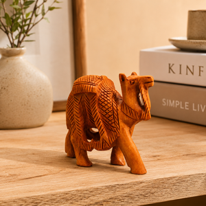 Statue de chameau en bois sculptée à la main, moderne et écologique, figurine animale pour la décoration intérieure, présentation sur table, cadeau de pendaison de crémaillère ou de mariage - Product Image 6