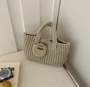 Nouveau sac à main pour femme tendance, crochet, imprimés animaliers, fermeture à glissière, fait main - Product Image 1