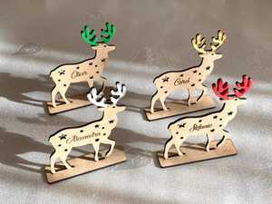 Ornement de Noël personnalisé en forme de cerf, décor de fête en bois découpé au laser, décoration circulaire avec scène forestière - Product Image 4
