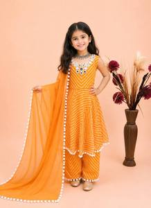 Ensemble indien pakistanais imprimé numérique orange avec dupatta pour femme, style traditionnel, longueur cheville, en polyester, idéal pour Diwali et l'été - Product Image 3