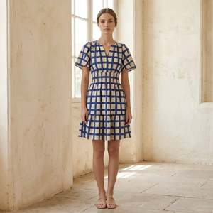 Robe courte à volants en coton à carreaux blancs et bleus, imprimée, avec manches courtes, pour femmes, en tissu léger - Product Image 1
