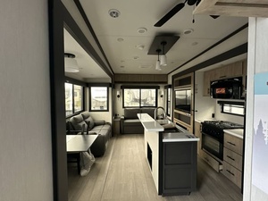 Nouveau 2026 F-o-r-e-s-t R-i-v-e-r C-a-m-p-s-i-t-e E-l-i-t-e 36A-K - Product Image 5