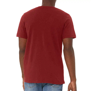 Camiseta de algodón de manga corta con cuello en V, corte regular, color rojo sólido para hombre, disponible a la venta a un precio razonable. - Product Image 3