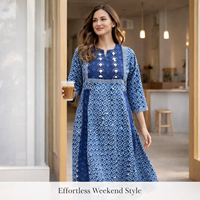 Robe longue femme en coton tissé lavable, imprimée à la main au bloc indigo, col en V discret, manches longues, empiècements contrastants, coupe évasée Kali
