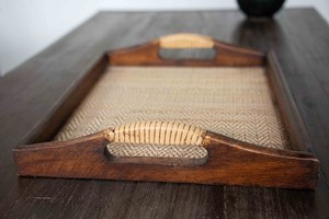 Plateau à thé en bois, plateau de service en bois dur et bambou pour le thé ou le pique-nique, plateau de service de style ottoman, fait main en Thaïlande - Product Image 4