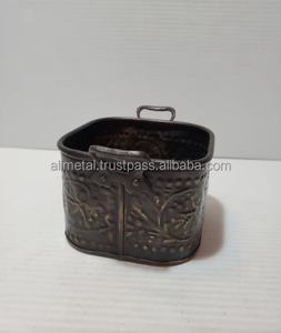 Hermosa maceta o jarrón personalizable dorada Premium para el hogar, jardín, sala de estar, decoración de boda - Product Image 6