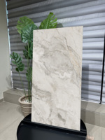 Porcelaine Premium Bianco Prime Camouflage |   Esthétique de la pierre blanche raffinée |   Revêtement mural et de sol en porcelaine antibactérien de luxe