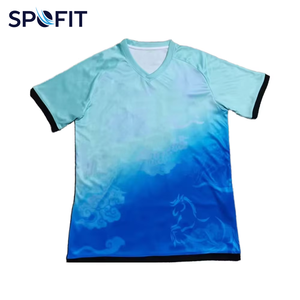 Nouveau maillot de football tendance de qualité supérieure, extensible, design personnalisé, sublimé, confortable, respirant, polyester/nylon, séchage rapide, col rond - Product Image 1