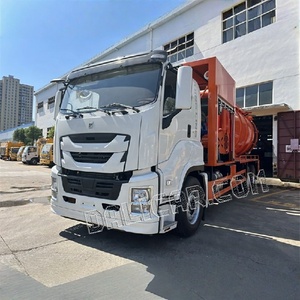 Camion per Pulizia Fognature ISUZU GIGA 20m³ con Aspirazione e Getto ad Alta Pressione 6x4 - Product Image 2