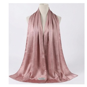 NOKIN LOROCH Écharpe longue en soie rose unie pour femme, accessoire de mode élégant toutes saisons - Product Image 2