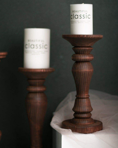 Portavelas de Madera Premium, Iluminación de Lujo para Habitaciones, Estilo Clásico Vintage, Artesanía Hecha a Mano, Diseño Ecológico, Pulido - Product Image 1