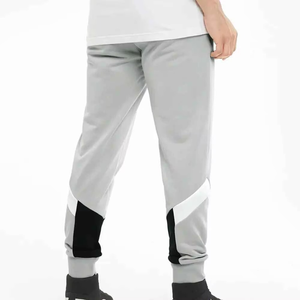 Ensemble de survêtement sportif pour homme en polyester respirant avec capuche et fermeture éclair intégrale, personnalisable avec logo (ODM) - Product Image 4