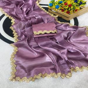 Sari de Seda Organza Premium VASTRA COTTAGE con Intrincado Bordado de Lentejuelas y Borde de Encaje Festoneado - Product Image 3