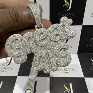 Colgante de Diamante Cultivado en Laboratorio con Certificado IGI, Estilo Hip Hop, Plata 925, Oro Blanco, con Nombre Personalizado, Cadena de Diamantes VVS para Hombre, Ideal para Fiestas - Product Image 1