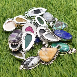 200 Colliers Statement Chunky Plaqué Argent 925 avec Pendentifs en Résine Colorée Surdimensionnés – Collection Festival Tendance - Product Image 5