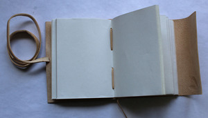 Agenda en cuir A5 personnalisé en gros avec couverture gaufrée, carnet de planification cousu pour étudiants, journal imprimé personnalisé - Product Image 4