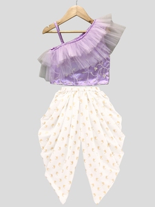 เสื้อทวิชาแบบทอไม่มีแขนพร้อมลายพิมพ์ดอติ-ลาเวนเดอร์และสีขาวนวล - Product Image 4