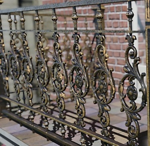 Victorian-style Wrought Iron Pipe Balcony Railing <b>Flooring</b>-mounted Rust-resistant DIY Installation Suitable for Outdoor Use - Product Image 6