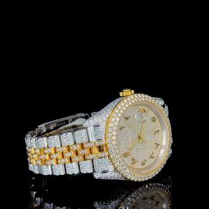 Montre-bracelet à quartz pour homme, fabriquée en Inde, plaquée or, entièrement sertie de diamants, style Bling Bling, disponible à prix d'exportation - Product Image 3