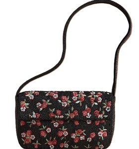 Sac à bandoulière de luxe artisanal pour femme, personnalisé, fait main, avec broderie de perles de verre et impression typographique - Product Image 6