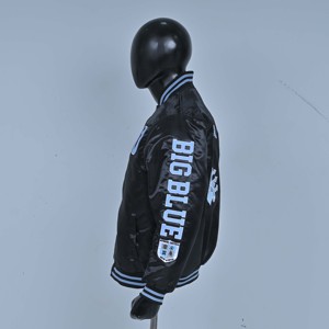 Chaqueta Varsity de Satén Vintage para Hombre, Personalizada con Letras, Corte Ajustado, Botones de Cuerno, Premium y de Alta Calidad OEM - Product Image 2
