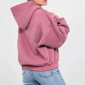 เสื้อฮู้ดดี้สีพื้นสำหรับผู้หญิง ทรงโอเวอร์ไซส์ ระบายอากาศได้ดี เสื้อผ้าฤดูหนาวสำหรับผู้หญิง ทรงโอเวอร์ไซส์ ระบายอากาศได้ดี - Product Image 2