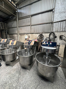 Minh Tam - Mezcladora Eléctrica Especializada de 30 kg, 6.5 kW/h, para Panadería, 1180x720x1040, Automática, Portátil, Multifuncional, con Protección contra Sobrecalentamiento - Product Image 6