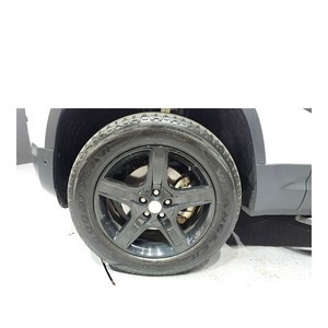 Land Rover Defender 110 D250 SE 2023/4, 52,588 km, Diésel, Automático, Volante a la Izquierda, Cámara Trasera - Product Image 5