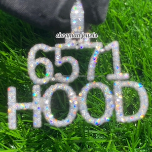 เครื่องประดับฮิปฮอปแบบยูนิเซ็กซ์ จี้ห้อยตัวอักษรหรือตัวเลขประดับเพชรโมอิสซาไนต์ทรงเหลี่ยมเจียระไนสวยงาม ทำจากเงินแท้ 925 เหมาะสำหรับงานปาร์ตี้และโอกาสต่างๆ - Product Image 6