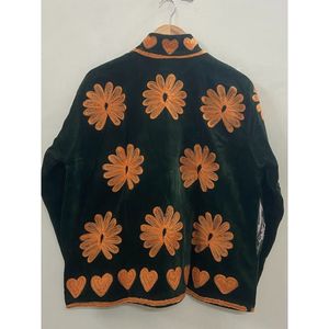 Chaqueta de terciopelo con cuello mandarín para mujer, manga larga, bordado floral, patrón de corazones, cierre abierto, estilo vintage de otoño - Product Image 6