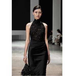 Nouvelles Blouses Tendance pour Femmes – Fournisseur ODM – Haut MAIA FLORAL LACE TOP – Haut Halter Uni à Dentelle en Relief – Blouses Texturées Classiques pour Femmes - Product Image 4