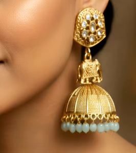 Boucles d'oreilles de haute qualité avec finition dorée, aspect pierre, style traditionnel, pour femmes et filles, pour les soirées, collection pour les occasions spéciales - Product Image 2