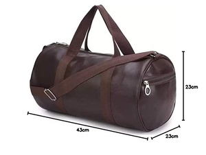 Sac de sport imperméable unisexe pour la gym, confortable et élégant, idéal pour le fitness et les voyages. - Product Image 3