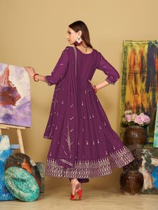 Élégante robe Anarkali violette pour femme, manches 3/4, en Georgette Crêpe, semi-couturée, idéale pour les mariages et les occasions festives - Product Image 6