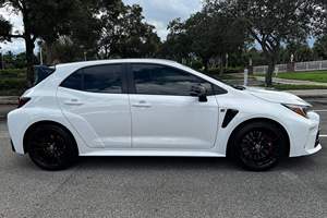 GR Corolla Circuiit Edition 2023, el Mejor y Más Bueno, Transmisión Manual de 6 Velocidades, Tracción en las Cuatro Ruedas, 300hp Turbo, 3 Cilindros, Sedán, Plástico OEM, Listo para Enviar - Product Image 4