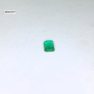Top Quality 3A Grade Zambian Emerald Octagon Loose Gemstone 0.90ct Green Stone 6.80x5.10x3.80mm Size For Designer Jewelry - Product Image 2