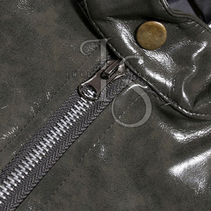 OEM Service Manufacturer Design <b>Men's</b> Cowhide Leather <b>Jacket</b> Canvas Fabric Stand Collar Front Logo-High Quality Customizable - Product Image 3