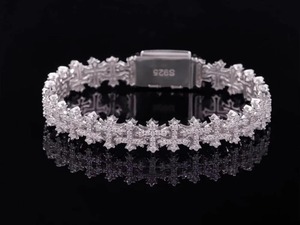 Bracelet croix en argent, style hip-hop, serti de diamants Moissanite, bracelet cubain pour homme, idéal pour les soirées - Product Image 4