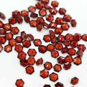 Pierre précieuse grenat du Mozambique de qualité supérieure, pierre naturelle à facettes, coupe hexagonale pour la création de bijoux - Product Image 4