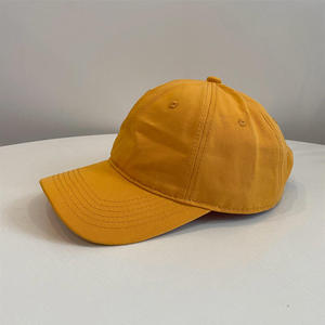 Gorra de Béisbol Unisex Azul Marino de Malla con Logotipo de Goma Blanca en Relieve, Ajustable, Estilo Casual - Product Image 3
