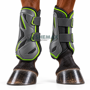 Botas elegantes para cepillar el pelaje del caballo que proporcionan una cómoda cobertura para las patas, movimiento flexible y un cierre seguro para la equitación. - Product Image 5
