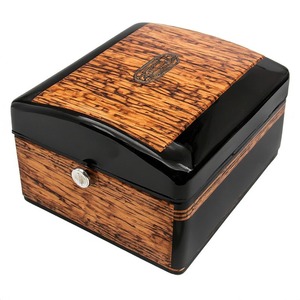 Étui à cigares en bois dur haute résistance, conçu pour une protection fiable et un confort de voyage durable - Product Image 3