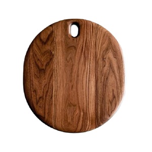 Planche à découper en bois d'acacia indien faite à la main, best-seller, pour cuisine et restaurant, taille, forme et couleur personnalisables - Product Image 4